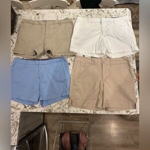 **BUNDLE** 4 pairs of women’s chinos